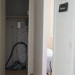 Apartment Lara 5 - Grand T2 Sans Vis-a-vis Parking - Pres Centre-port, Ile Des Loisirs, Richelieu