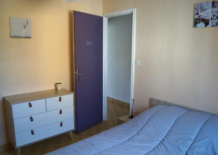 Les Locations De Lara V - T2 Spacieux Calme - Près Plage, Ile Des Loisirs, Port - Parking * Agde