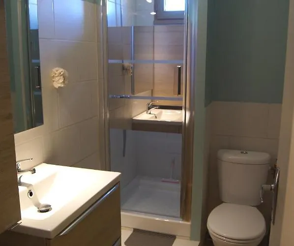 Les Locations De Lara V - T2 Spacieux Calme - Près Plage, Ile Des Loisirs, Port - Parking Agde