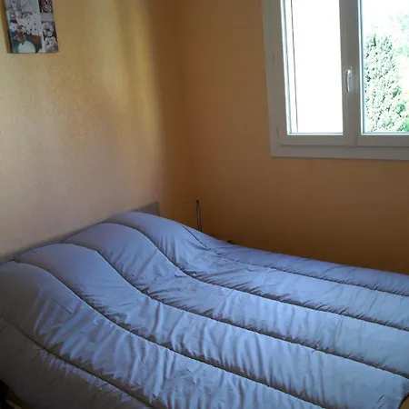 Lara 5 - Grand T2 Sans Vis-a-vis Parking - Pres Centre-port, Ile Des Loisirs, Richelieu Apartment Agde