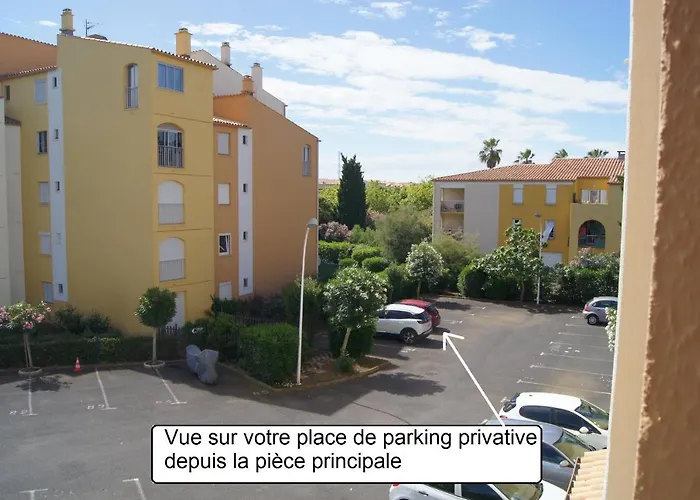 Lara 5 - Grand T2 Sans Vis-a-vis Parking - Pres Centre-port, Ile Des Loisirs, Richelieu * Agde