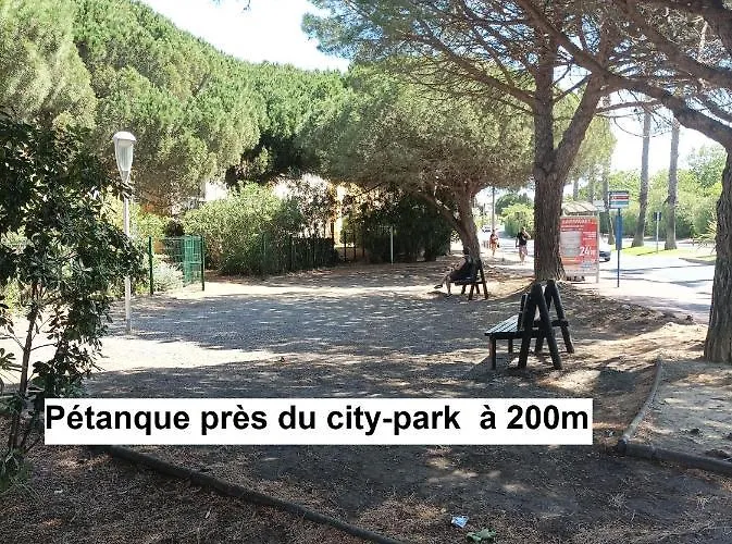 Lara 5 - Grand T2 Sans Vis-a-vis Parking - Pres Centre-port, Ile Des Loisirs, Richelieu アパート